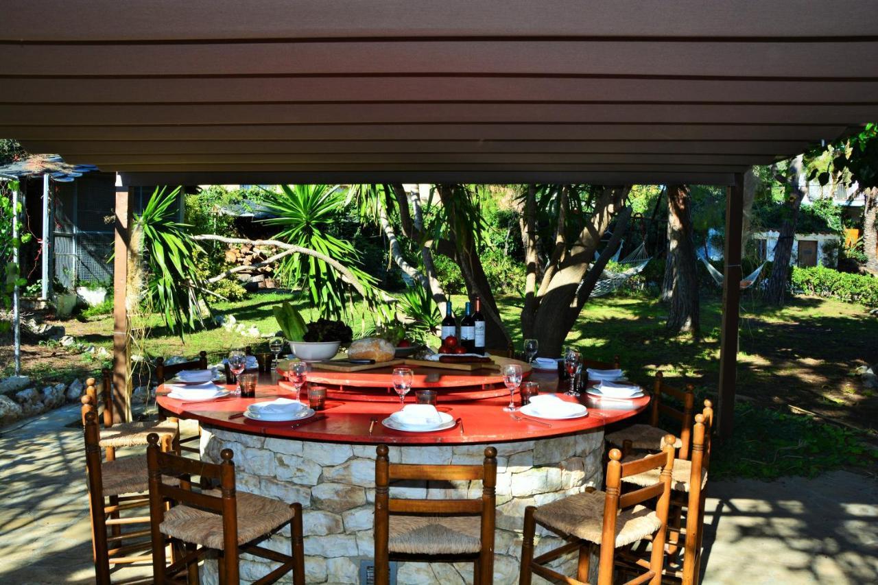 Villa Sitges El Ranch Amaizing Outdoor Areas Beaches At 5 Minutes Walk Sitges At 15 Min Drive Ac Pool Jacuzzi & Garden Xxl Calafell Extérieur photo