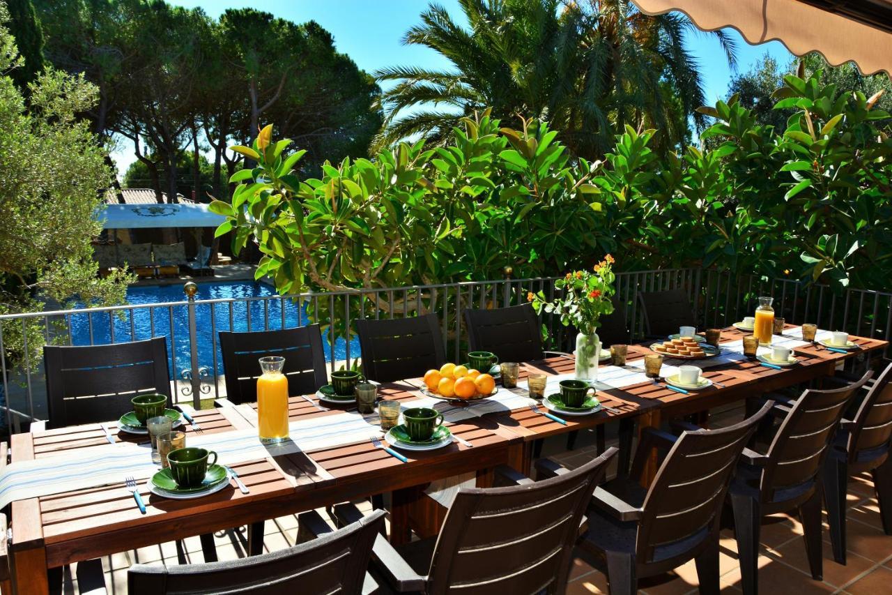 Villa Sitges El Ranch Amaizing Outdoor Areas Beaches At 5 Minutes Walk Sitges At 15 Min Drive Ac Pool Jacuzzi & Garden Xxl Calafell Extérieur photo