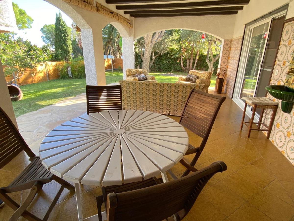 Villa Sitges El Ranch Amaizing Outdoor Areas Beaches At 5 Minutes Walk Sitges At 15 Min Drive Ac Pool Jacuzzi & Garden Xxl Calafell Extérieur photo