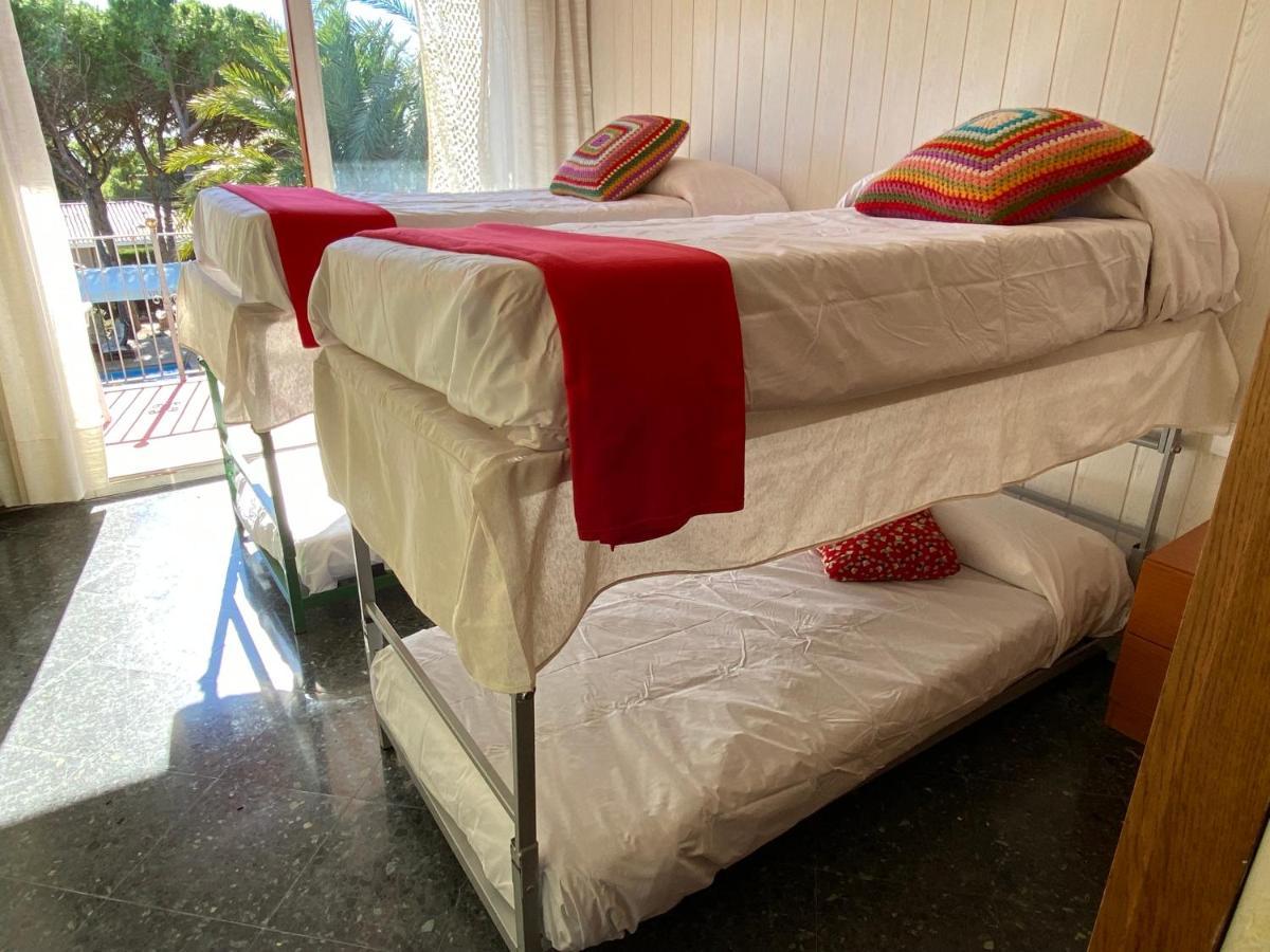 Villa Sitges El Ranch Amaizing Outdoor Areas Beaches At 5 Minutes Walk Sitges At 15 Min Drive Ac Pool Jacuzzi & Garden Xxl Calafell Extérieur photo